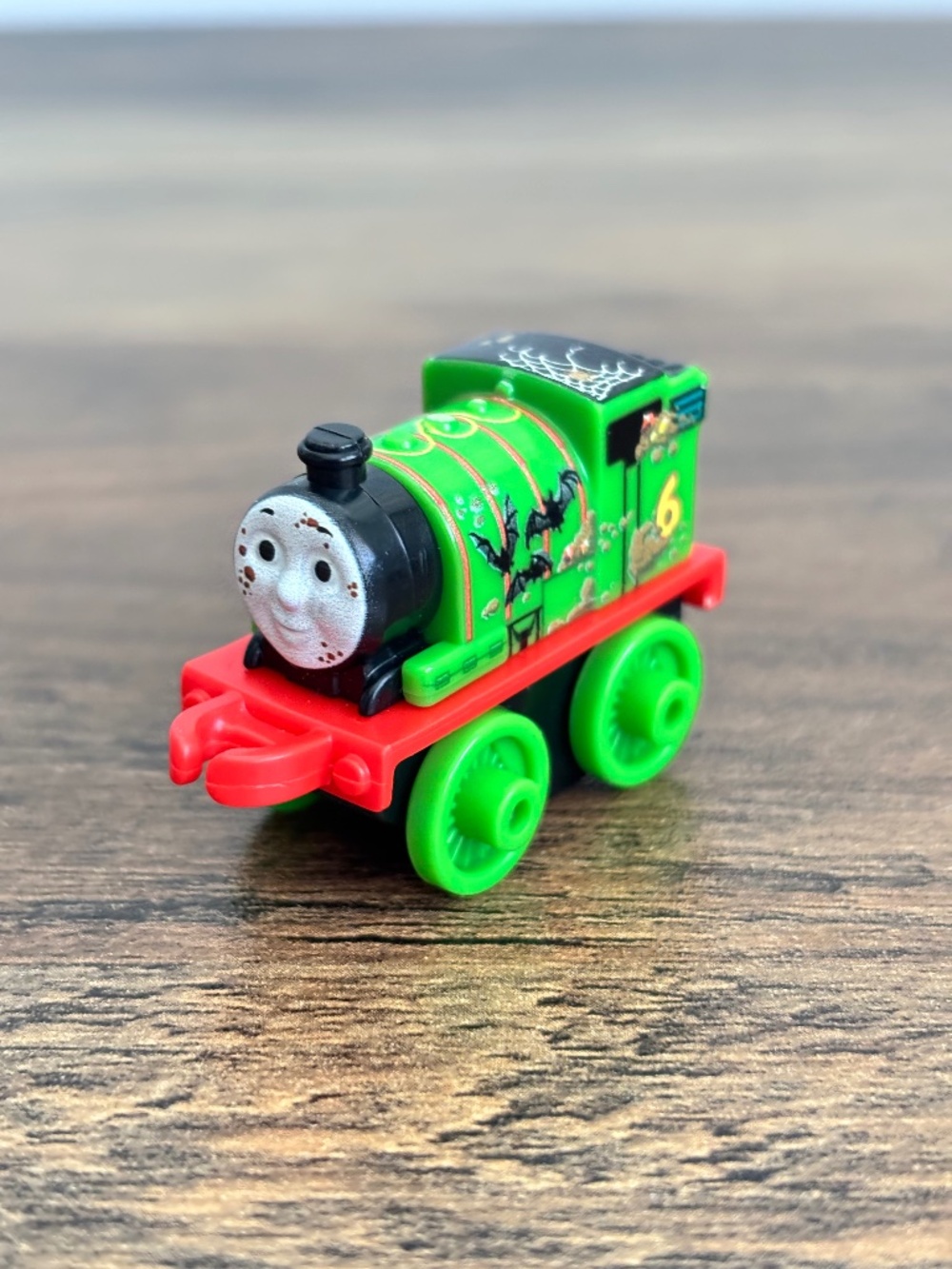 Thomas & Friends Minis Mini Halloween Haunted Percy #6 Bats Train 2014 Gullane